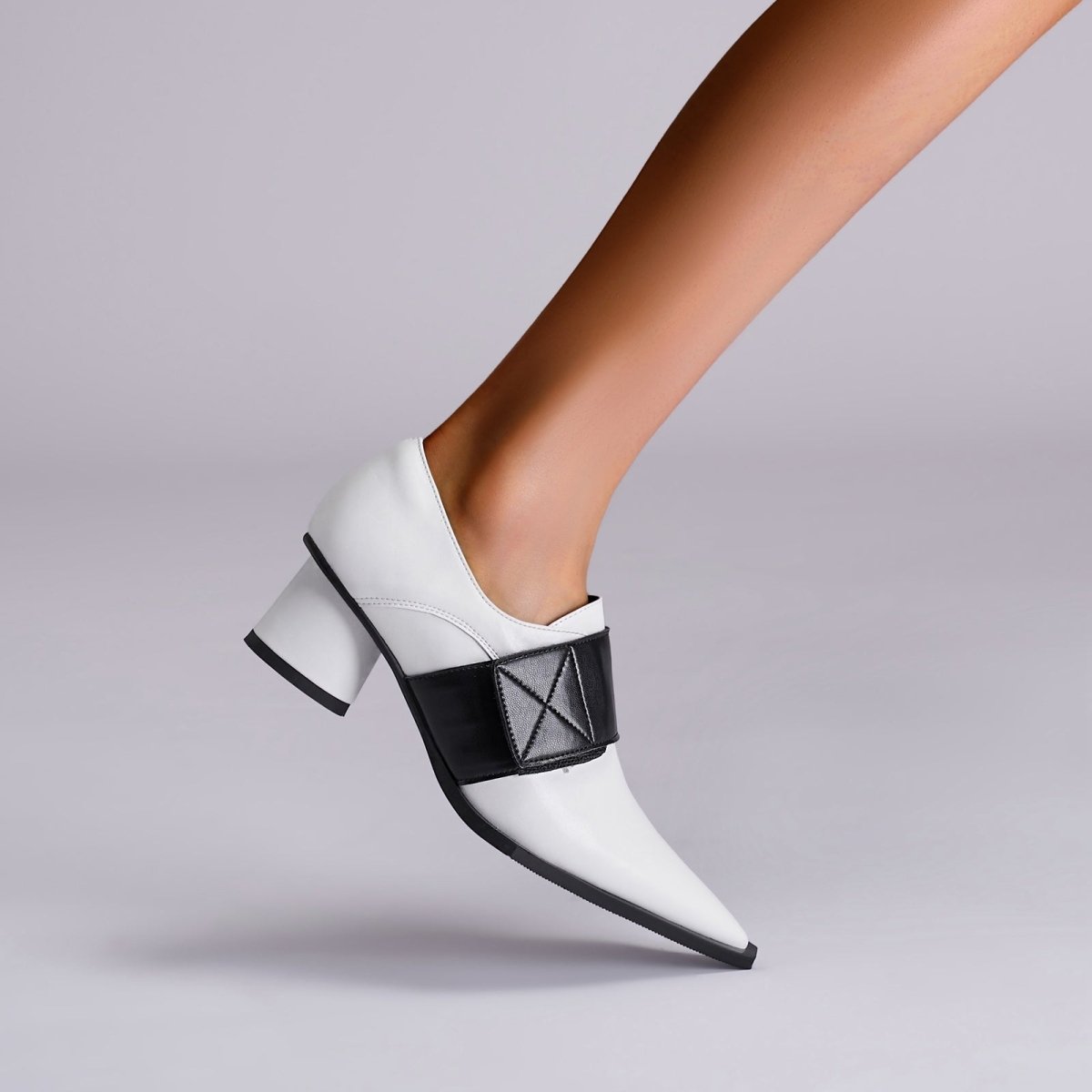 corporate - pointed - toe - leather - loafers_all_white_7.jpg