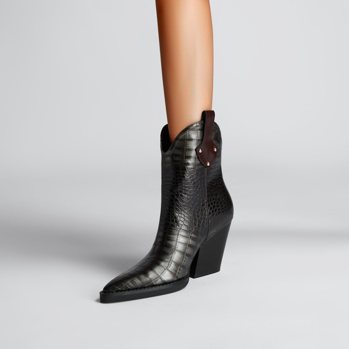 crocodile - embossed - pointed - toe - country - boots_all_black_9.jpg