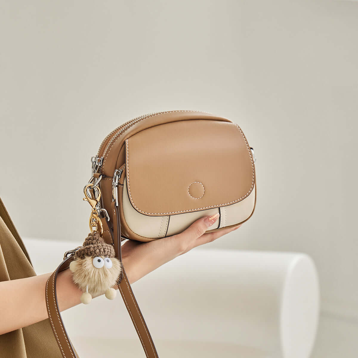 cutesy compact leather shoulder bag apricot 8