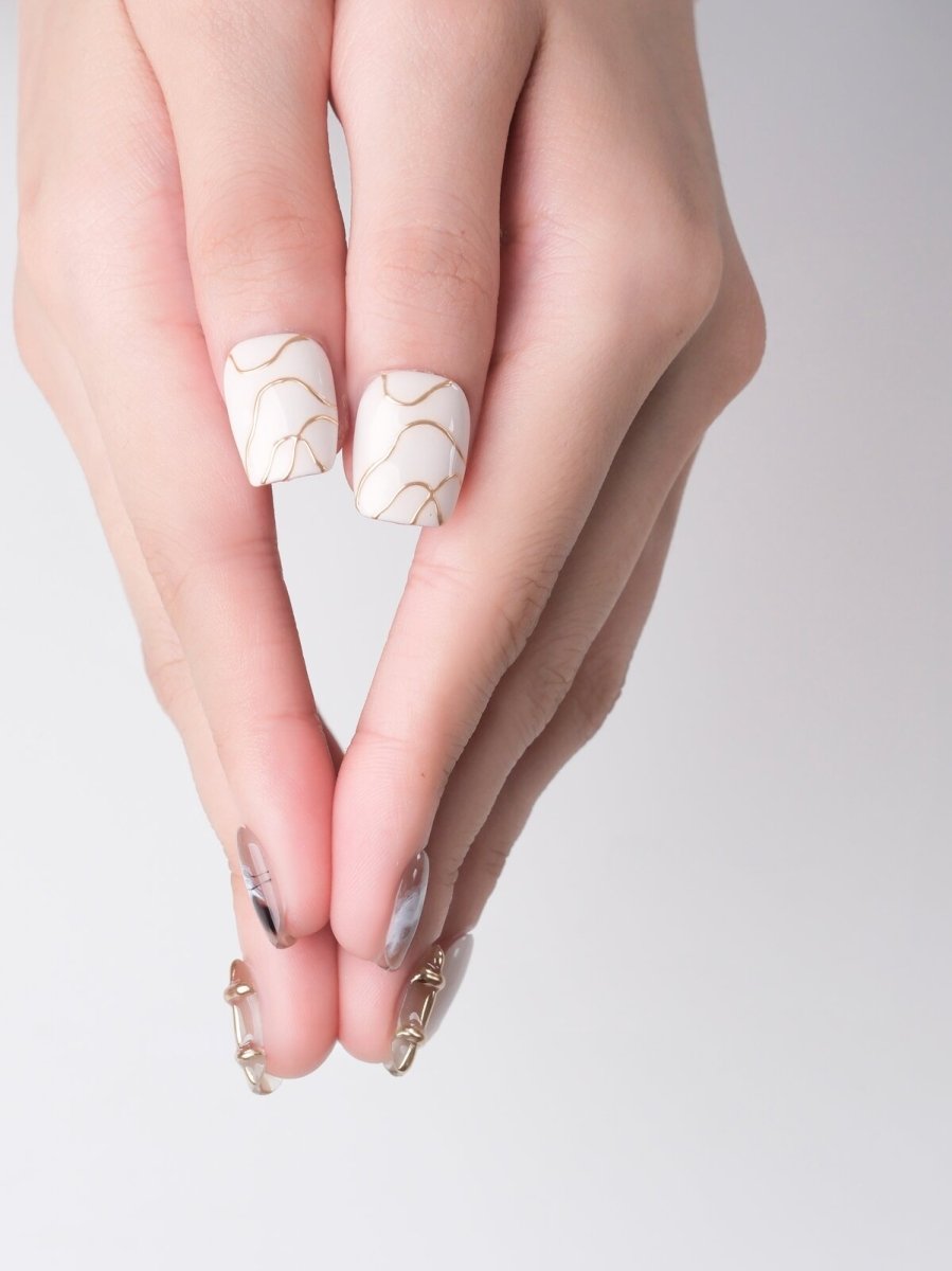 Dawn 3D Press-On Nails
