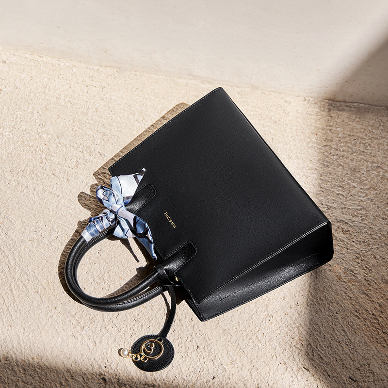 duchess top handle leather bag black 4