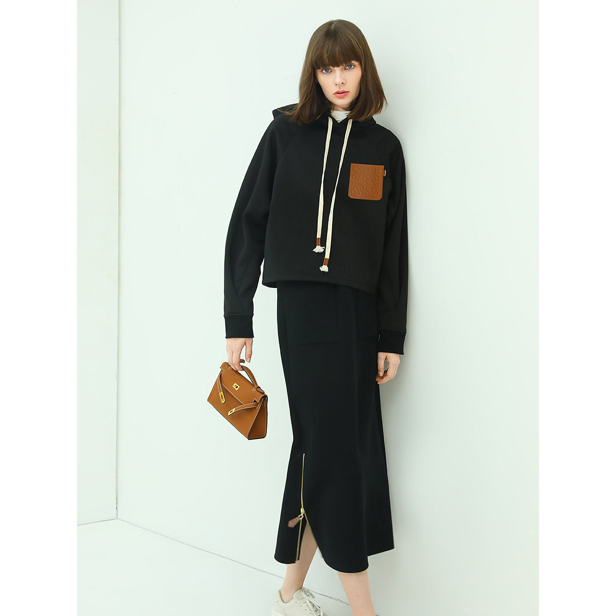 edgy black midi skit with side zip slit all black 2