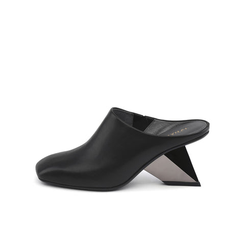 Edgy Pointed Toe Gravity Block Heel Pumps