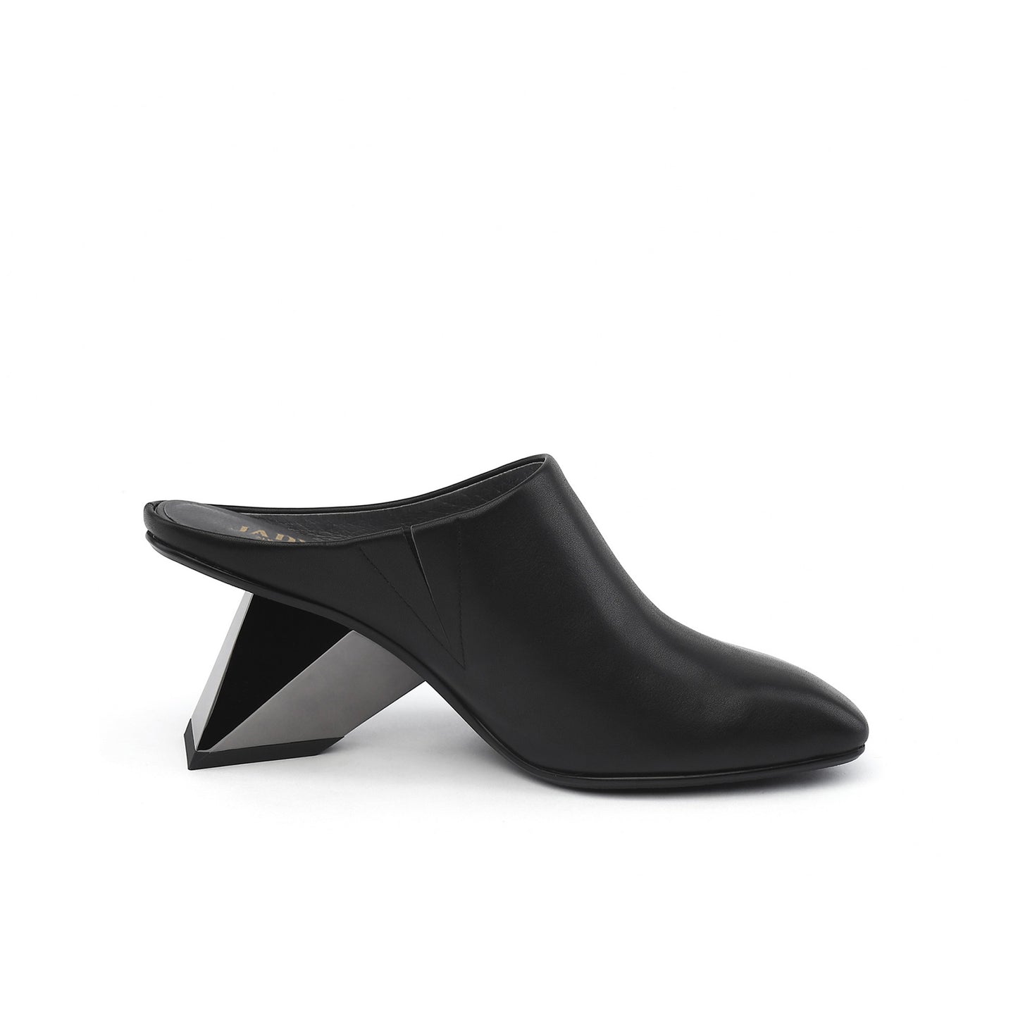 edgy-pointed-toe-gravity-block-heel-pumps_all_black_3.jpg