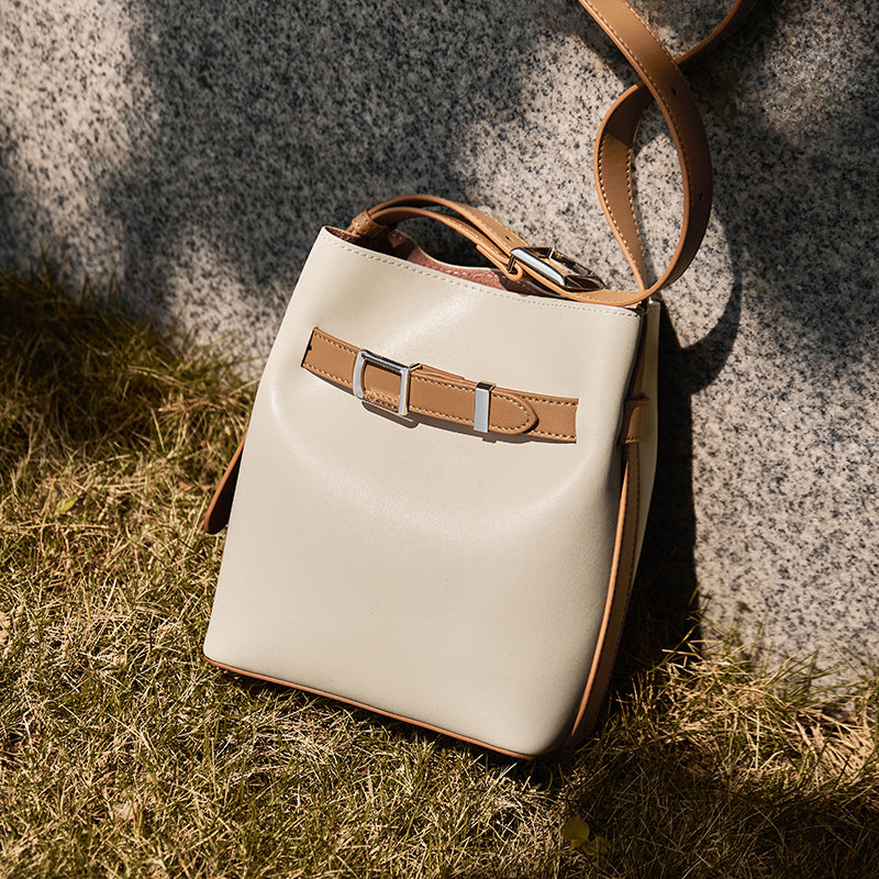 everyday-crossbody-bucket-bag_ivory_4.jpg