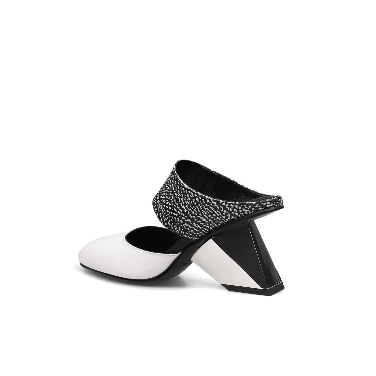 femme - ankle - strap - gravity - block - heel - pumps_all_white_4.jpg