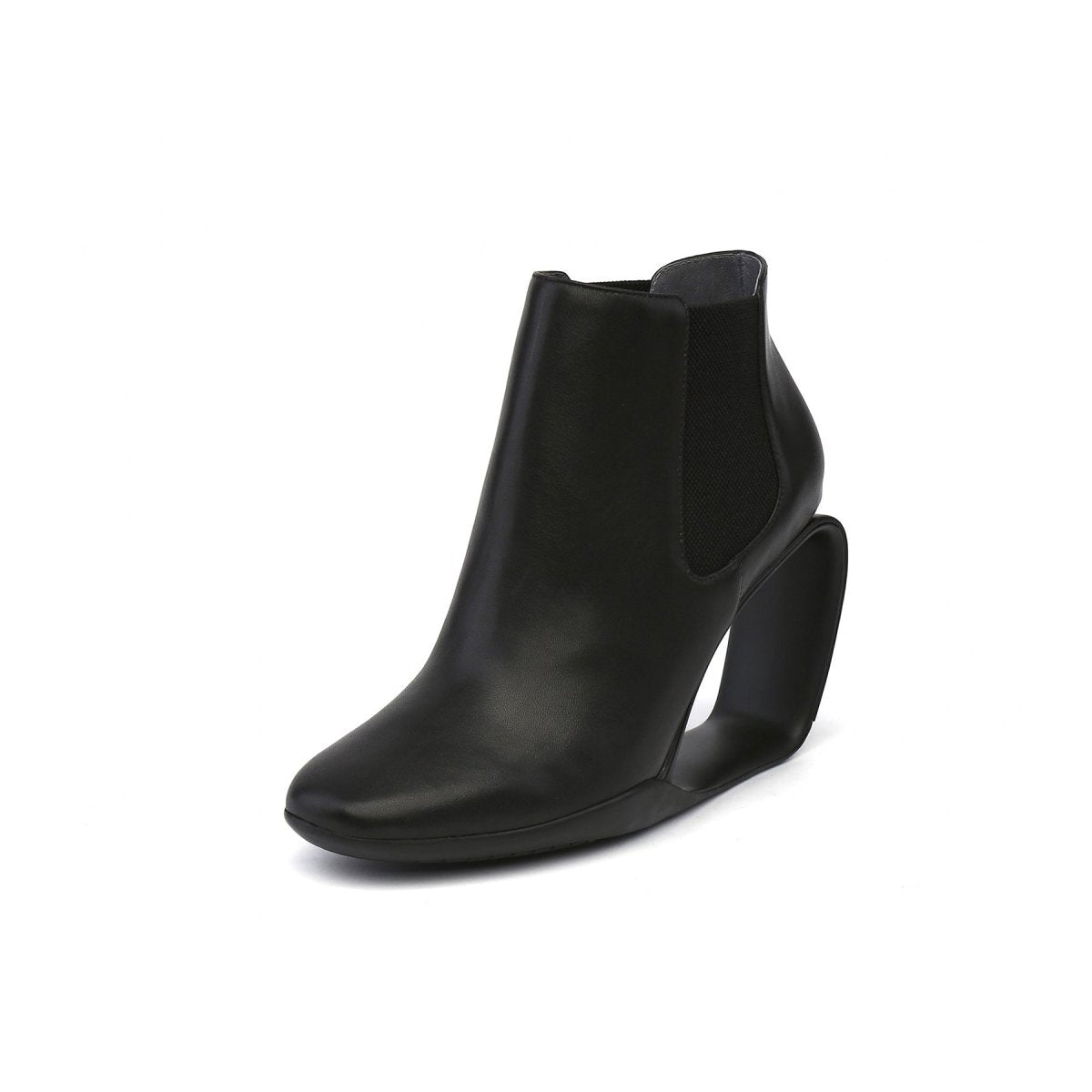 femme - fatale - leather - heel - less - pointed - toe - boots_all_black_2.jpg