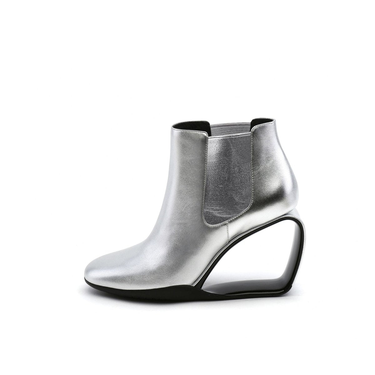 femme - fatale - leather - heel - less - pointed - toe - boots_all_silver_1.jpg