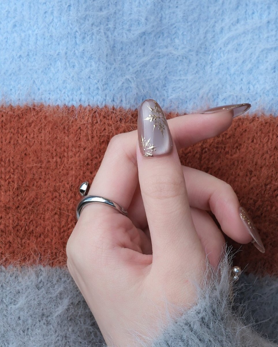Firework Glow Champagne Cat-Eye Press-On Nails