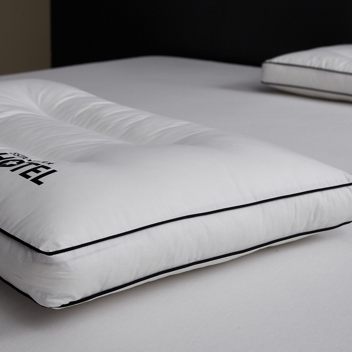 100% Cotton Five Star Hotel Pillow 2 Pack Set