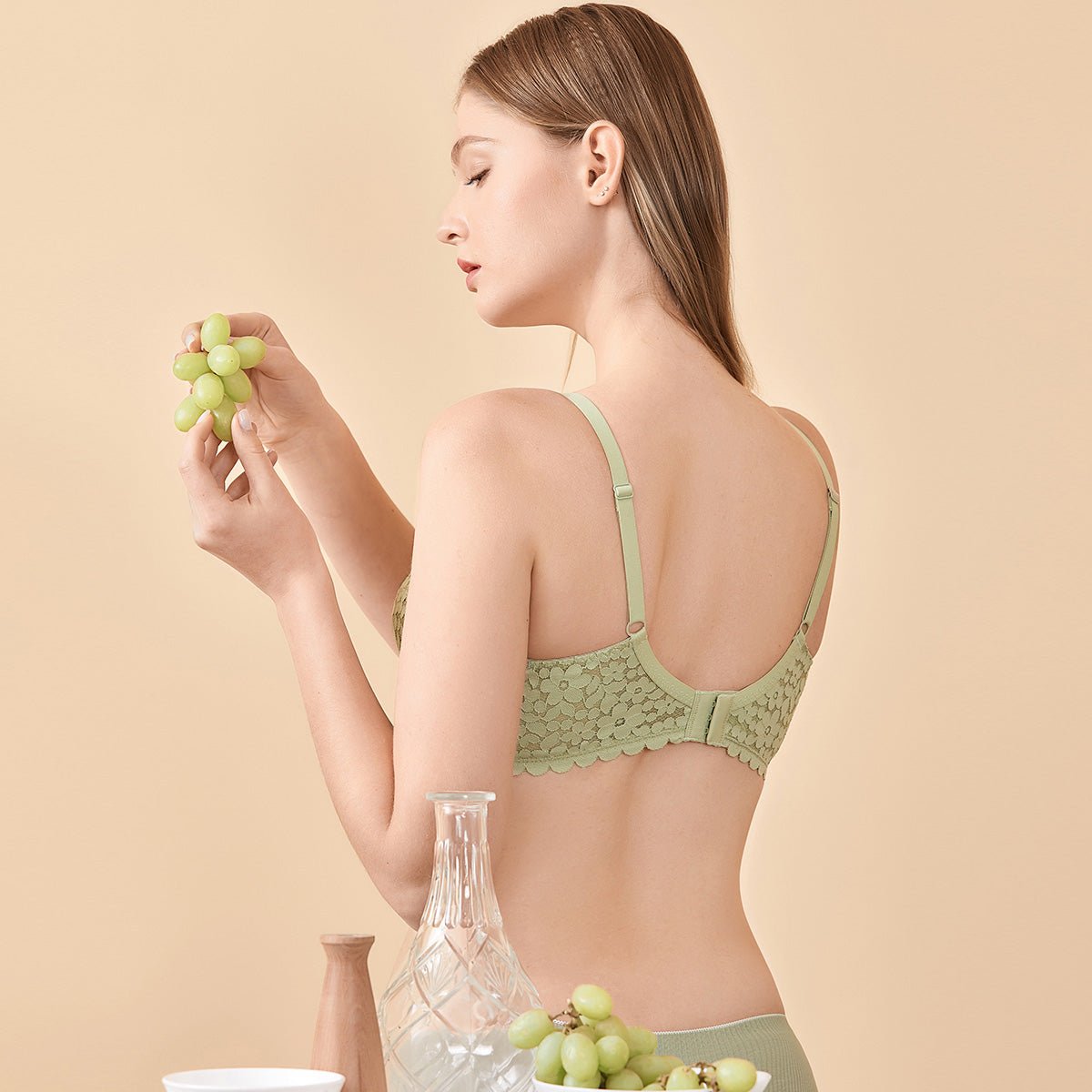 Floral Lace Unlined Minimizer Full Coverage Underwire Bra