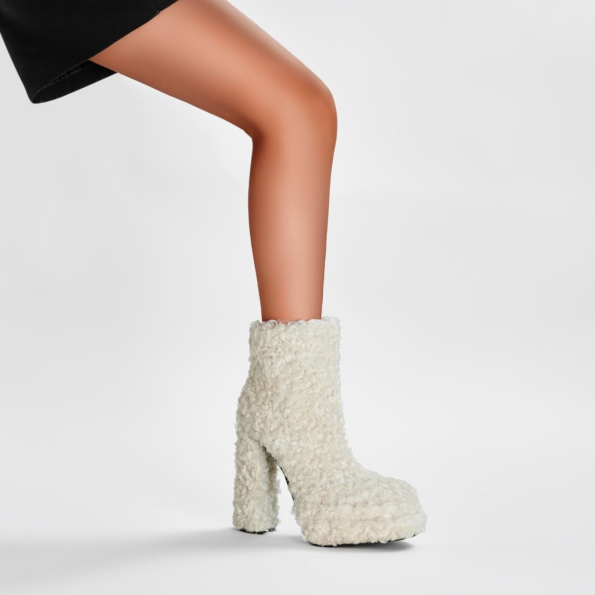 fluffy - white - winter - ankle - boots_all_white_7.jpg