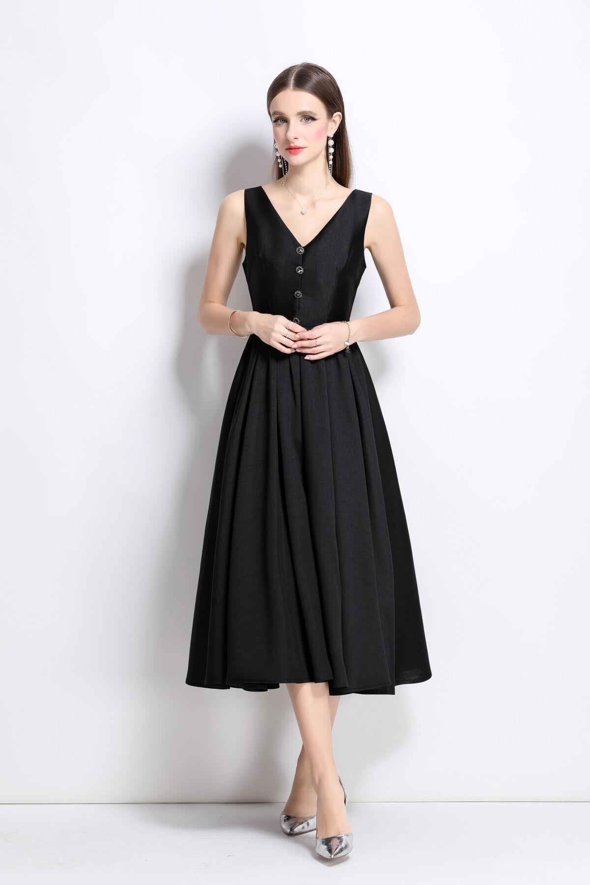 french elegant fitted waist midi v neck dress all black 1