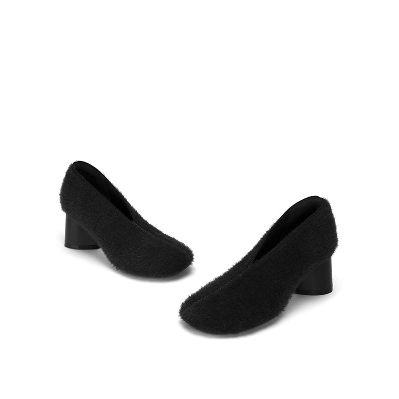 Fuzzy Round Toe Block Heel Pumps – Plush Teddy Knit Heels