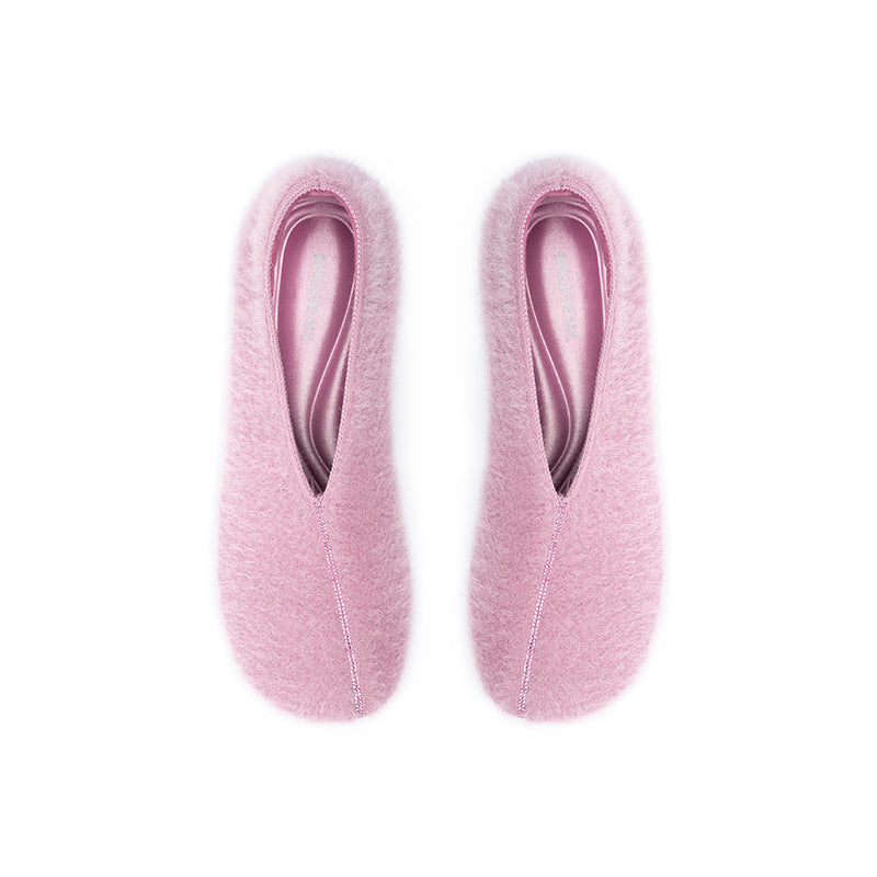 Fuzzy Round Toe Block Heel Pumps – Plush Teddy Knit Heels