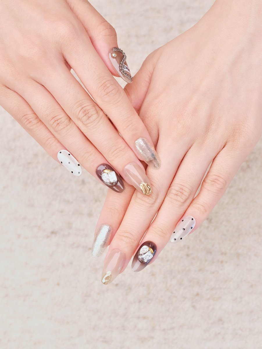 Gabrielle Mixed-Media Press-On Nails