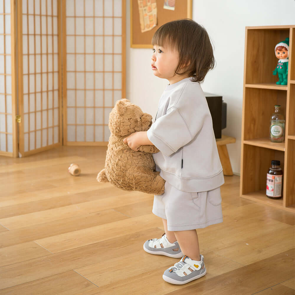 gentle-baby-non-slip-breathable-soft-sole-walking-shoes_all_grey_6.jpg