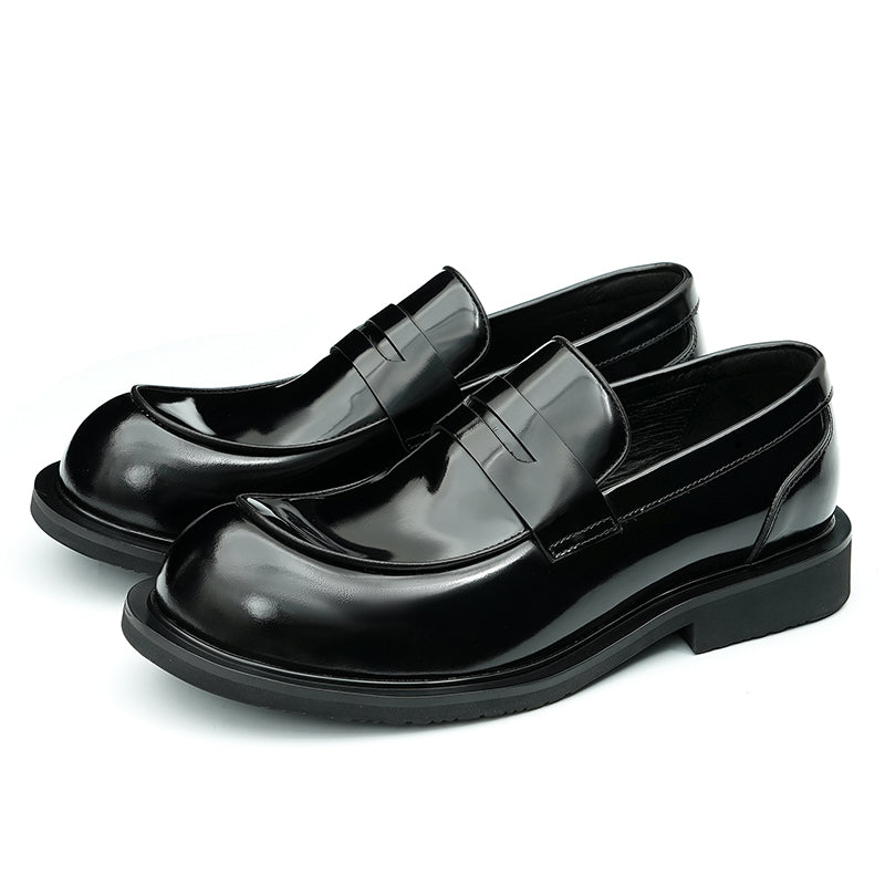 glossy-calfskin-large-toe-loafers-for-men_all_black_3.JPG