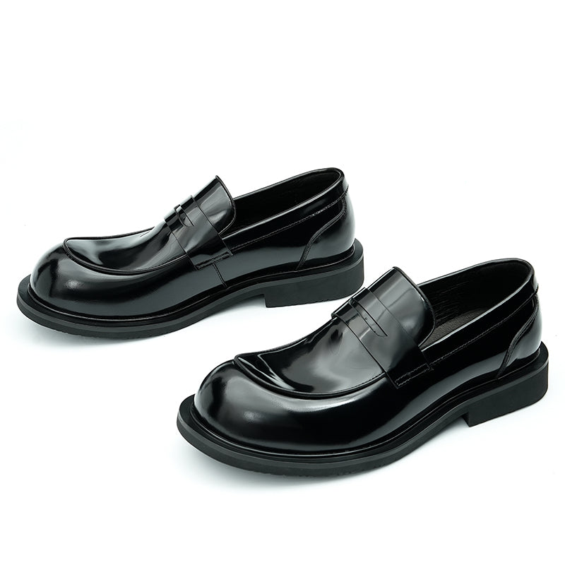 glossy-calfskin-large-toe-loafers-for-men_all_black_5.JPG