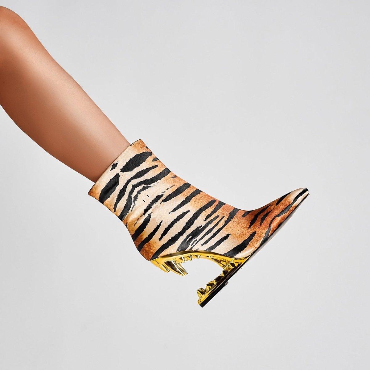golden - tiger - bite - heel - ankle - boots_all_gold_11.jpg