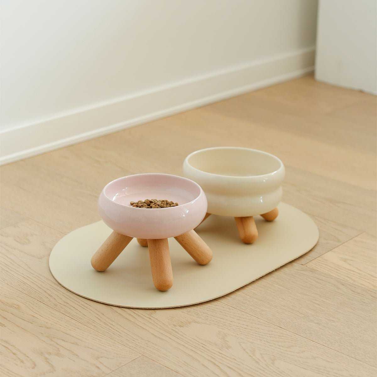 Gulu Elevated Ceramic Pet Food Bowl with Wooden Stand