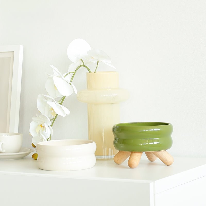 Gulu Elevated Ceramic Pet Water Bowl with Wooden Stand