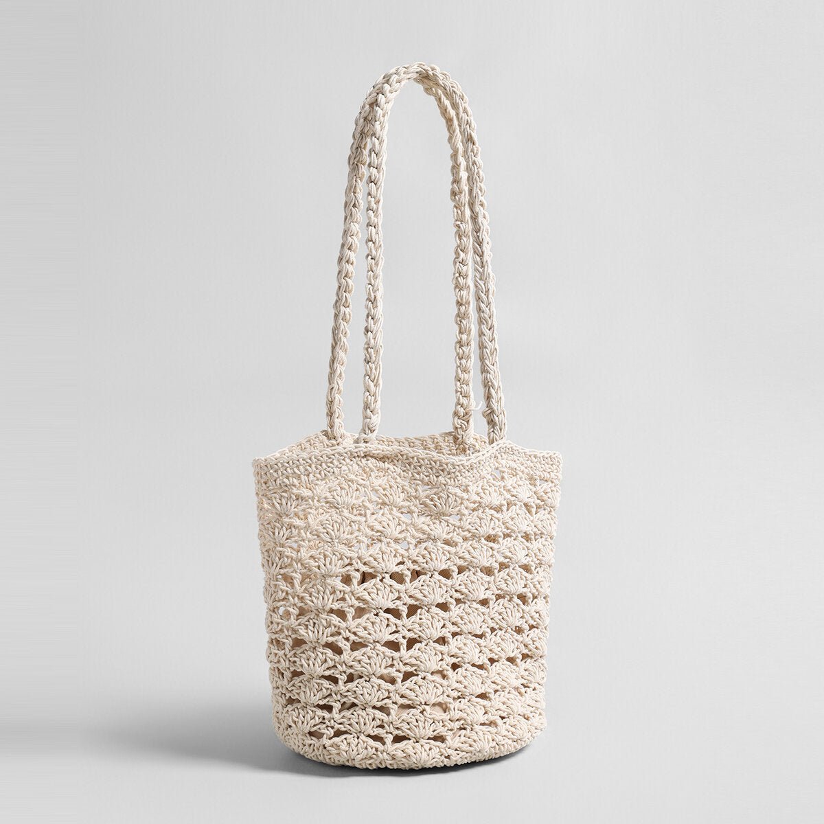 Hand-Crocheted Cotton Shell-Stitch Bucket Tote – Open-Weave Summer Shoulder Bag