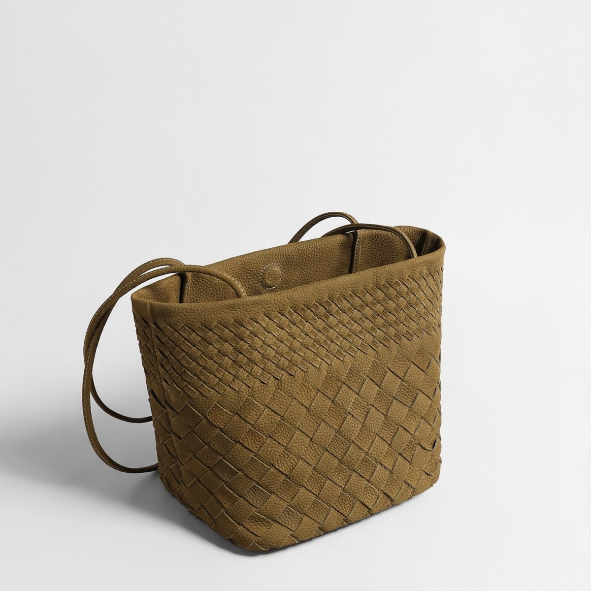 Handwoven Leather Tote Bag – Diamond Woven Bucket Shoulder Bag