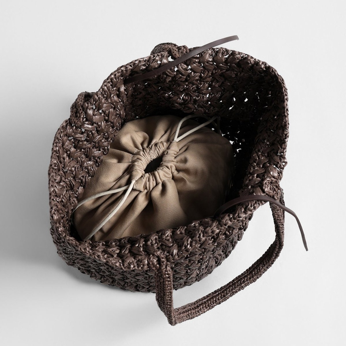 Handwoven Raffia Basket Tote – Open Weave Summer Shoulder Bag with Drawstring Pouch