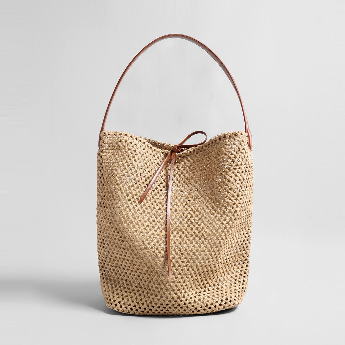 Handwoven Straw Bucket Tote – Summer Mesh Shoulder Bag with Leather Handle