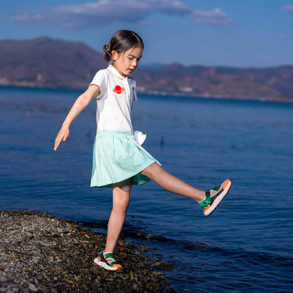 happy - strolling - soft - sole - walking - shoes_all_green_6.jpg