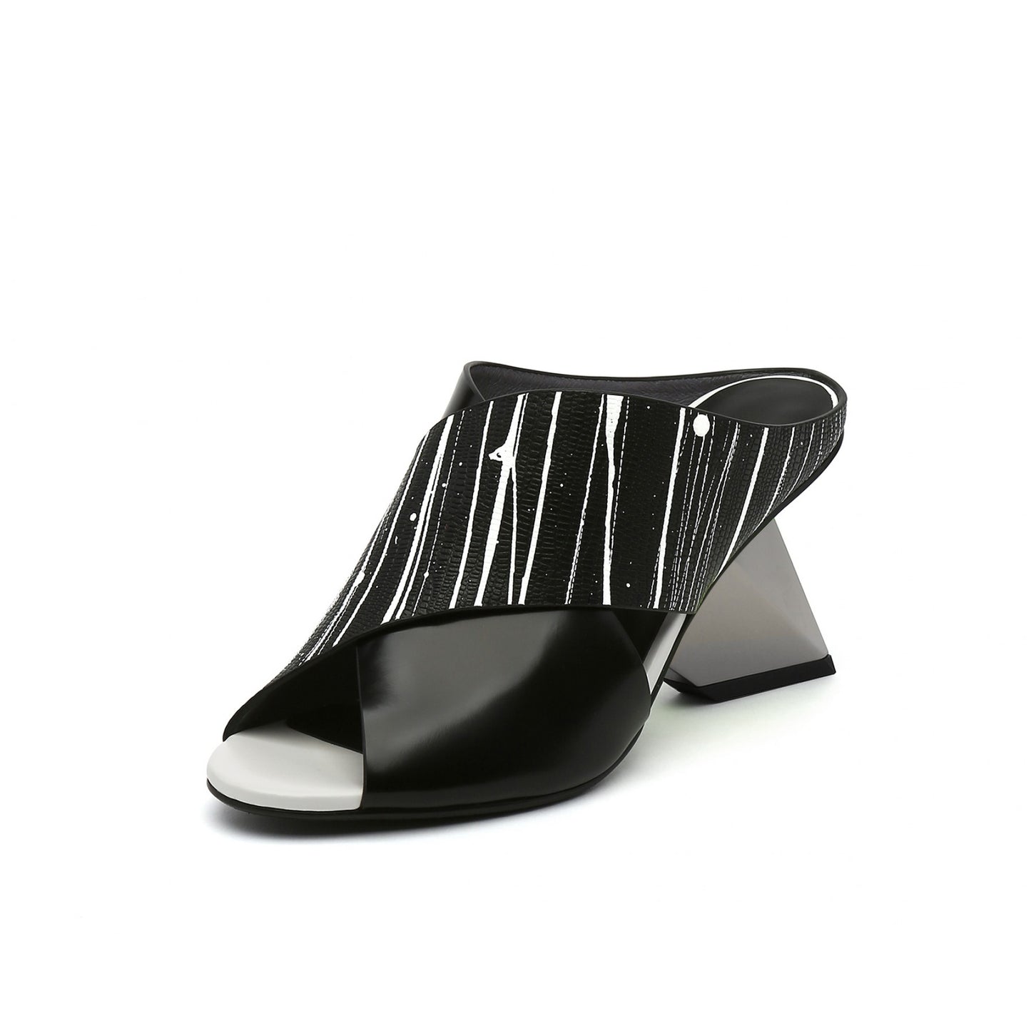 haute-criss-cross-open-toe-sandals_all_stripe_2.jpg