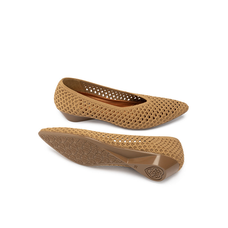 Heart Mesh Knit Pointed Toe Wedge Pumps – Breathable V-Cut Office Heels