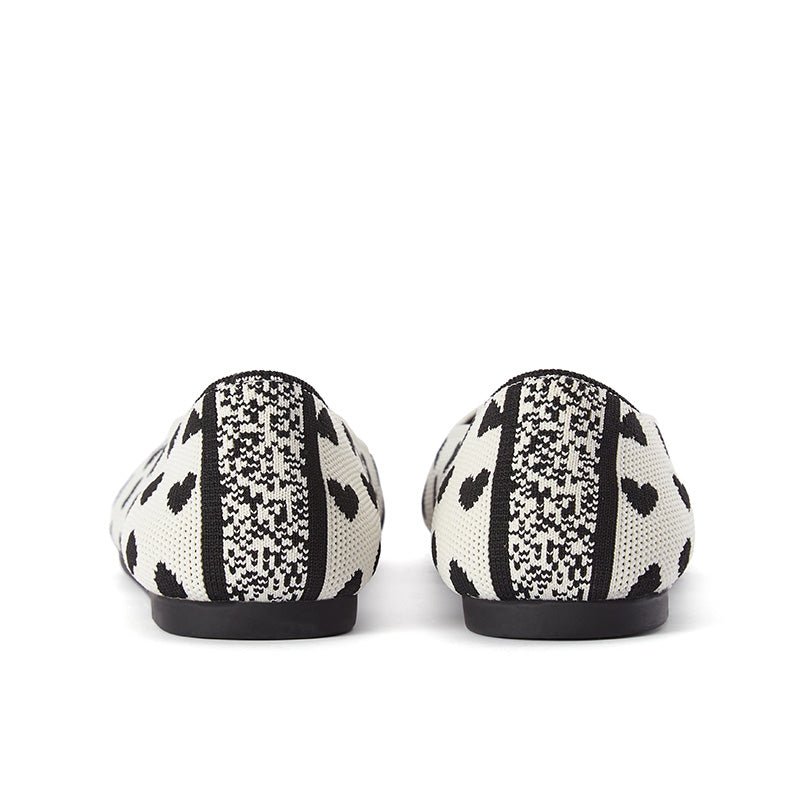 Heart Print Pointed Toe Comfortable Flats - 0cm
