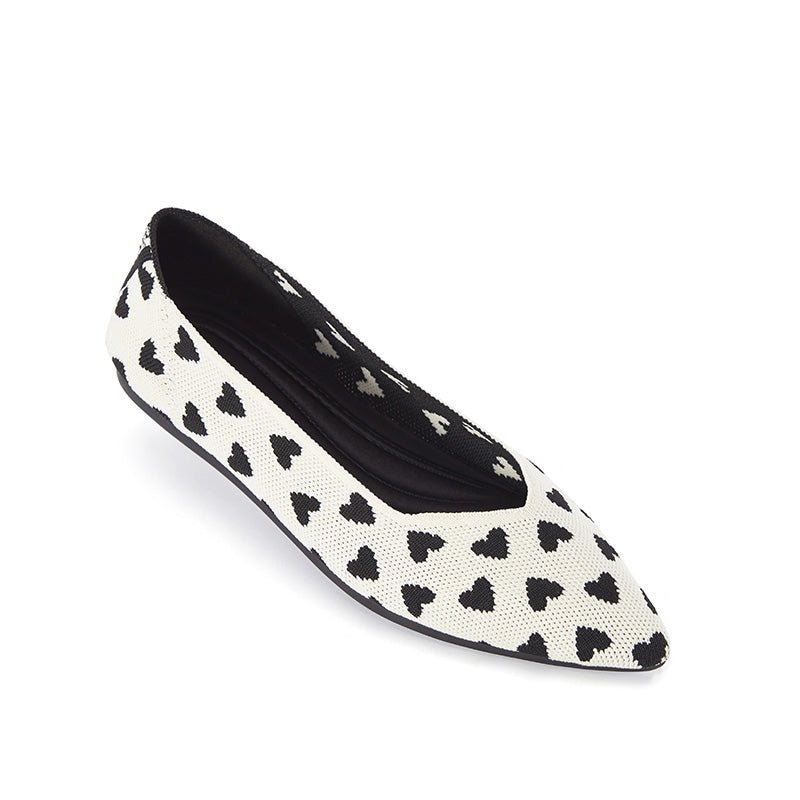 Heart Print Pointed Toe Comfortable Flats - 0cm