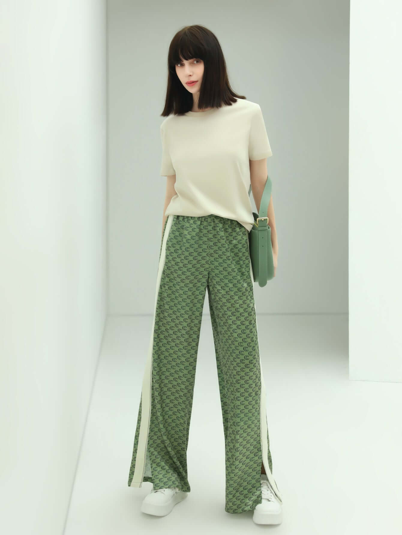 high end beige tee all beige 2