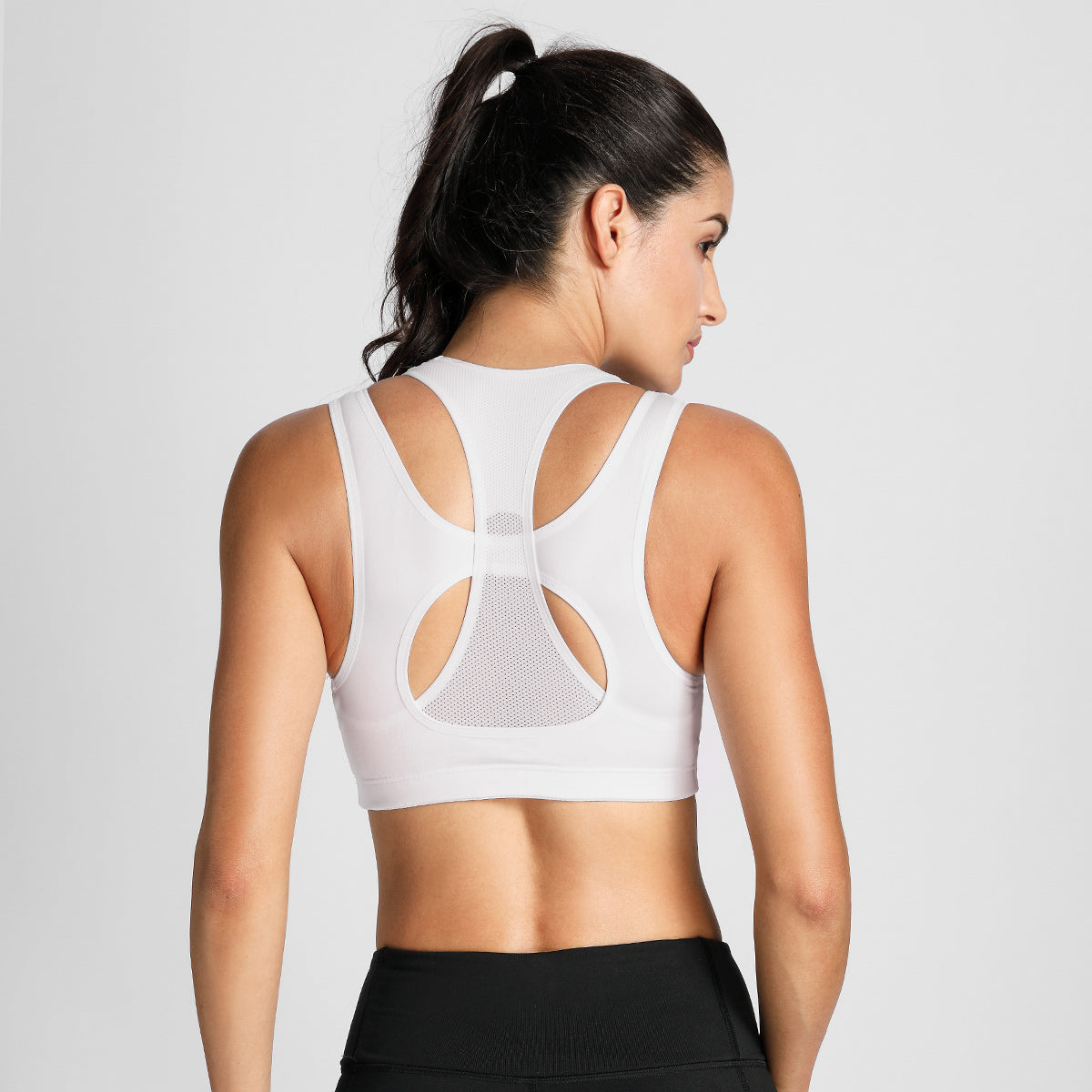 high-impact-full-support-wireless-running-bra_all_white_3.jpg
