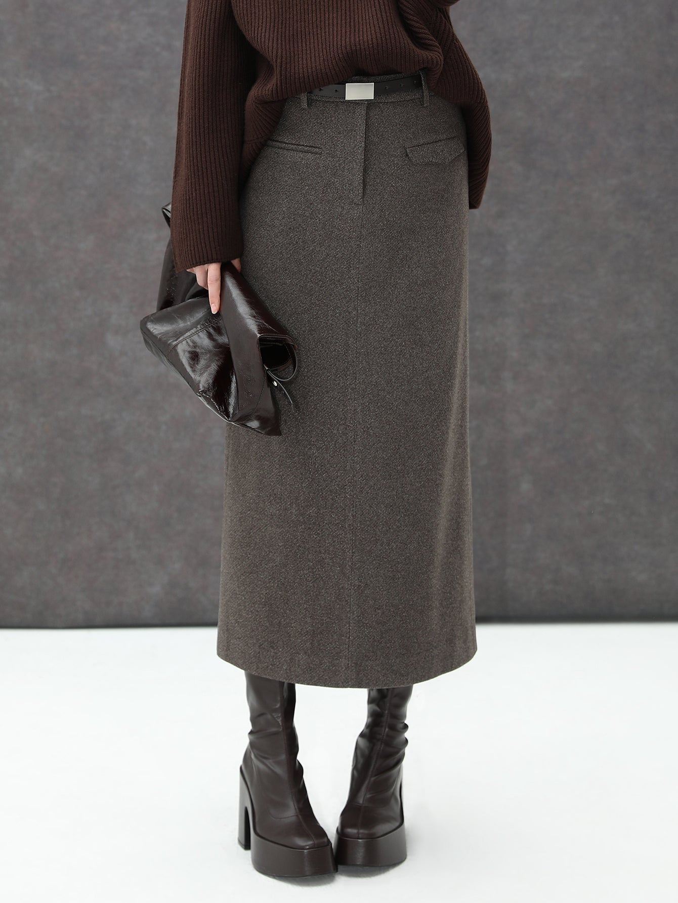 high-waisted-modern-charcoal-midi-skirt-for-winter_all_charcoal_3.jpg