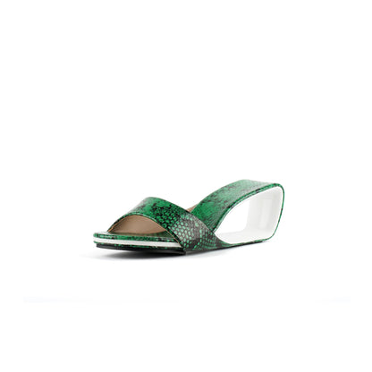 hollow-wedge-sandals_all_green_2.jpg