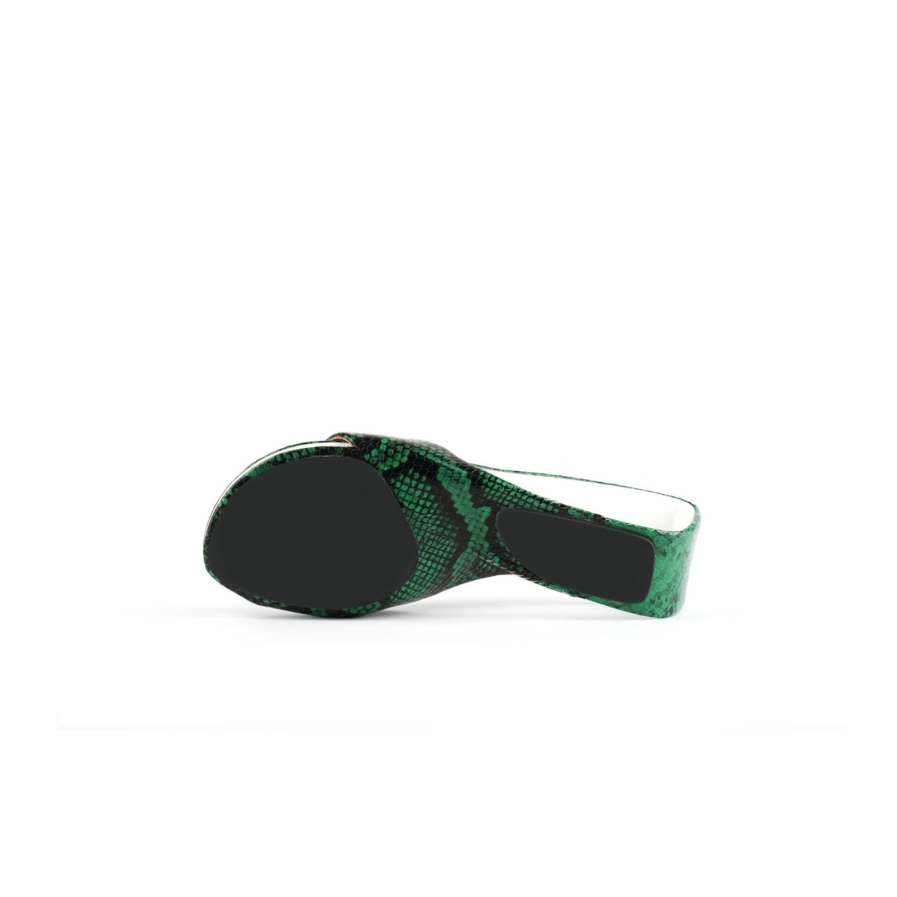 hollow-wedge-sandals_all_green_5.jpg