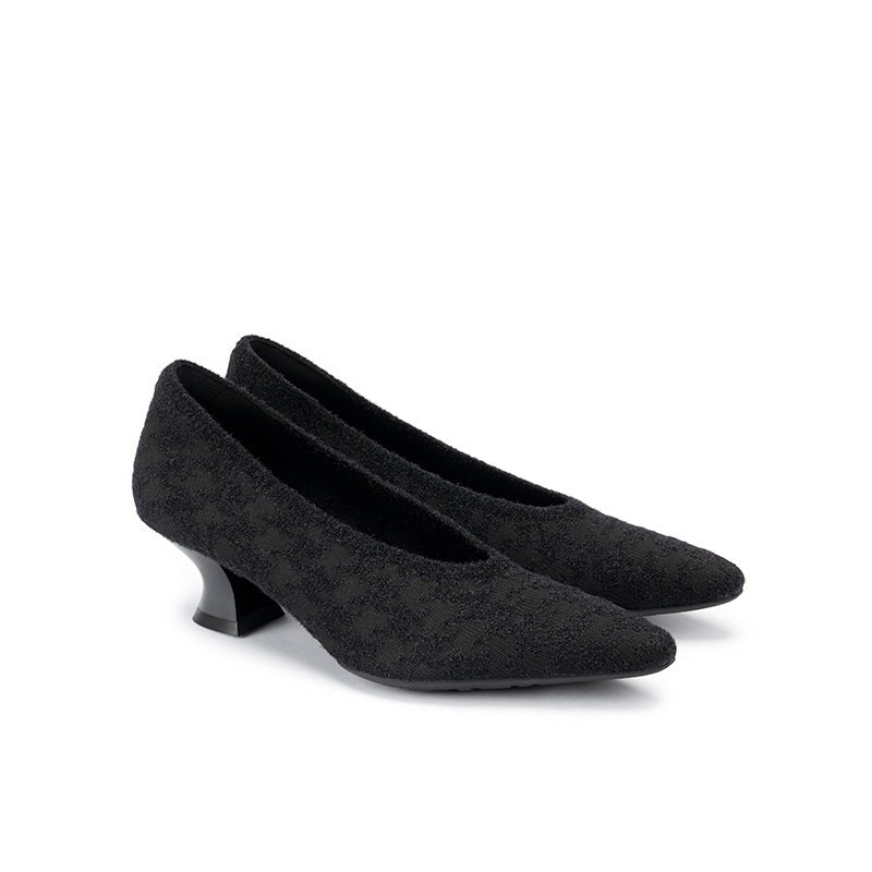Houndstooth Block Heel Pumps – 3D Knit Pointed Toe Heels