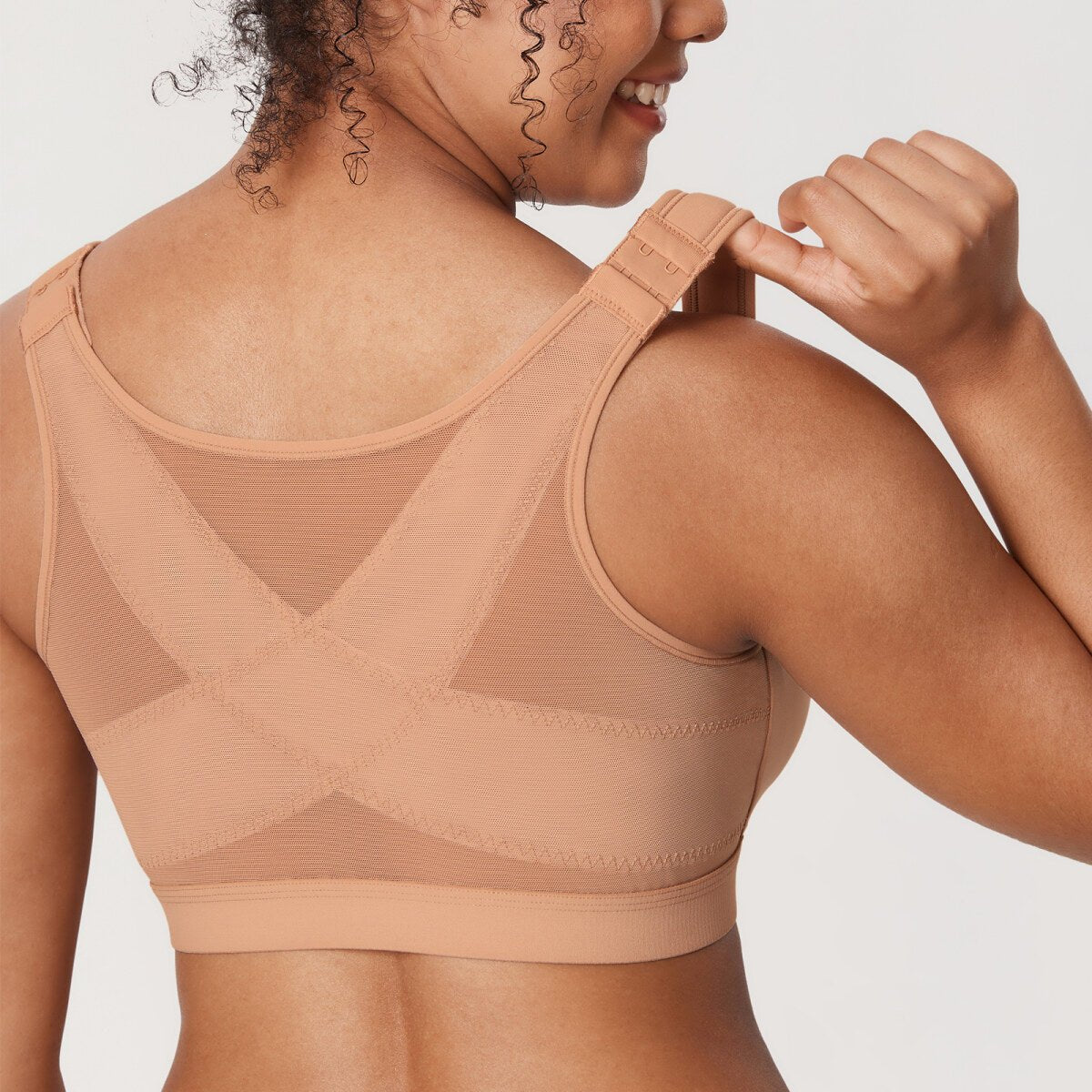 Inbarely Plus Front Closure Posture Wireless Lightly Padded Full Coverage Bra
