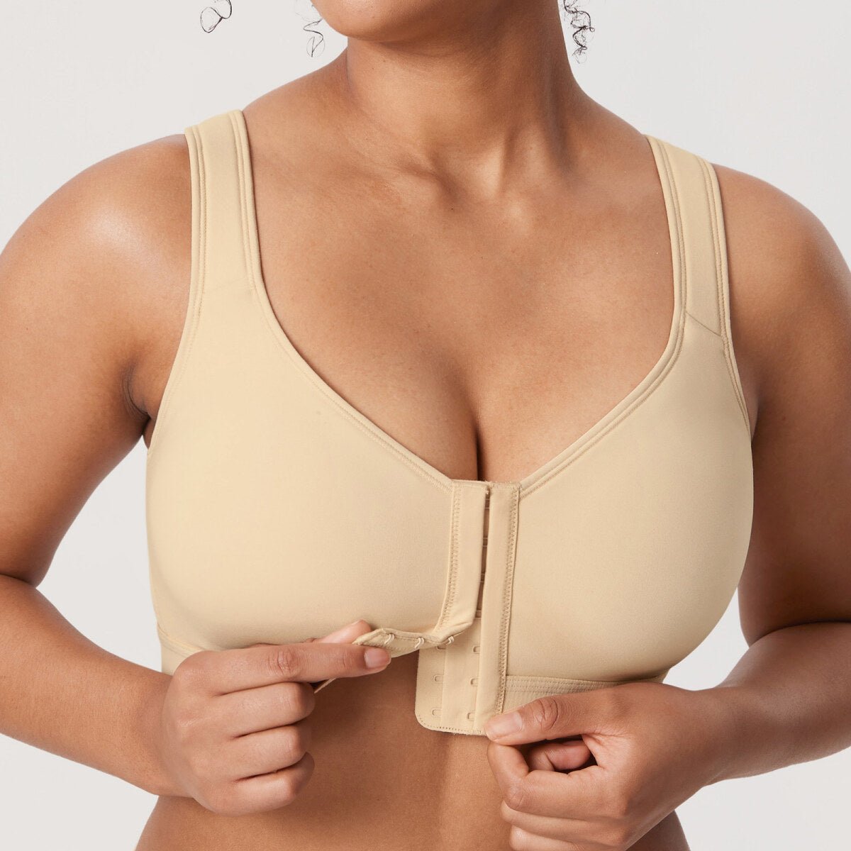 Inbarely Plus Front Closure Posture Wireless Lightly Padded Full Coverage Bra