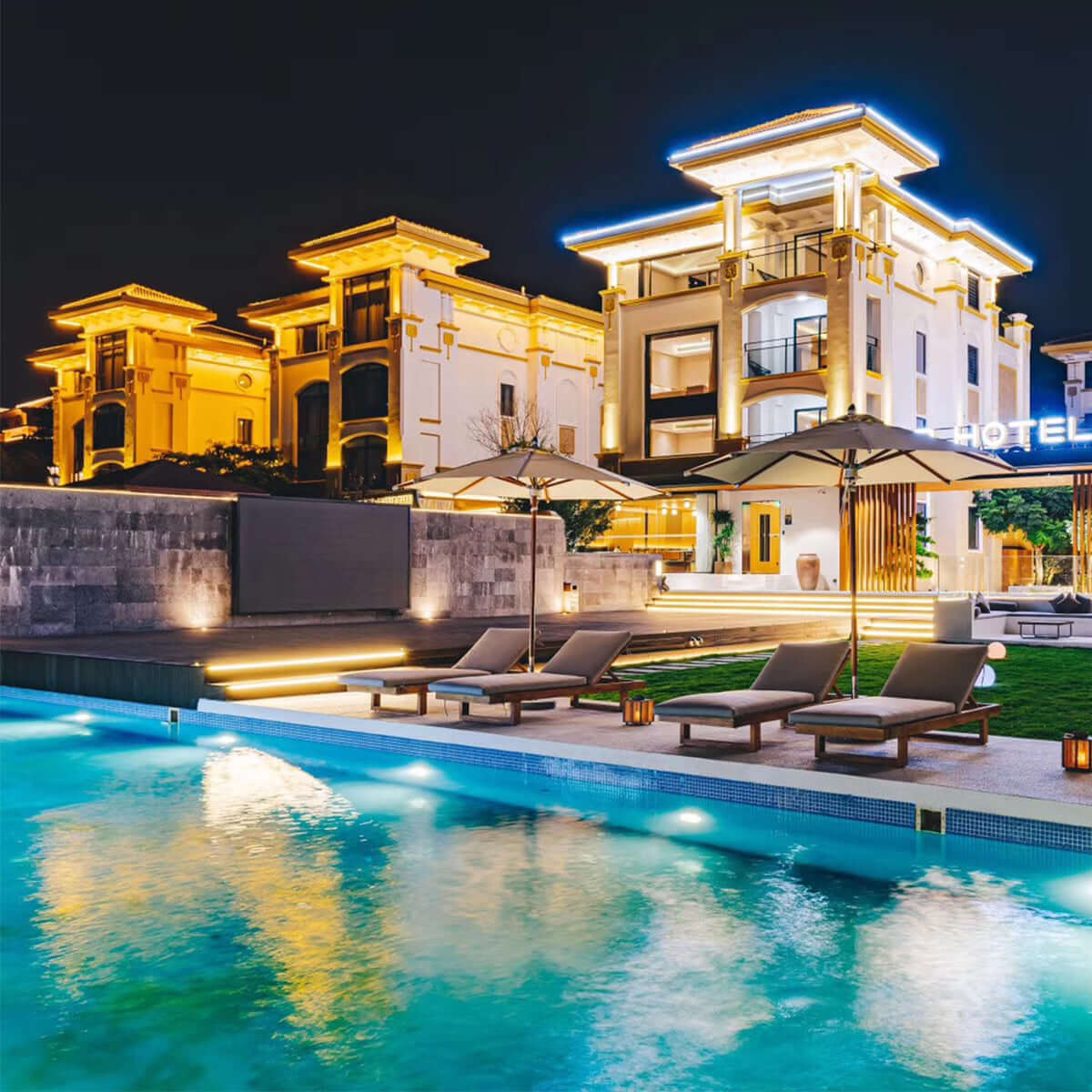 kapu teak sun lounger all 5