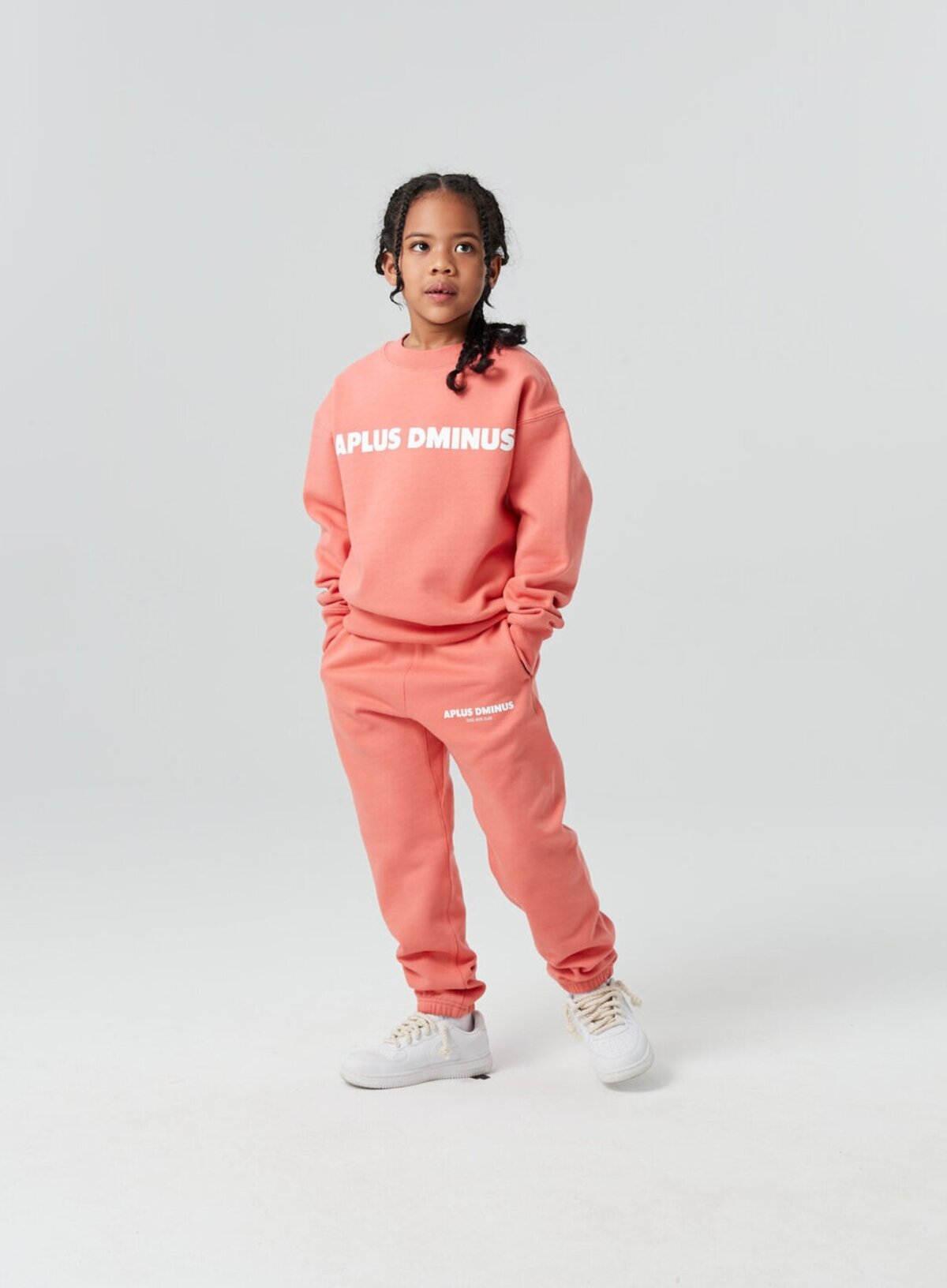 Kids APLUS DMINUS Bold Logo Crewneck Sweatshirt – Structured Thin Fleece Sports Casual Pullover