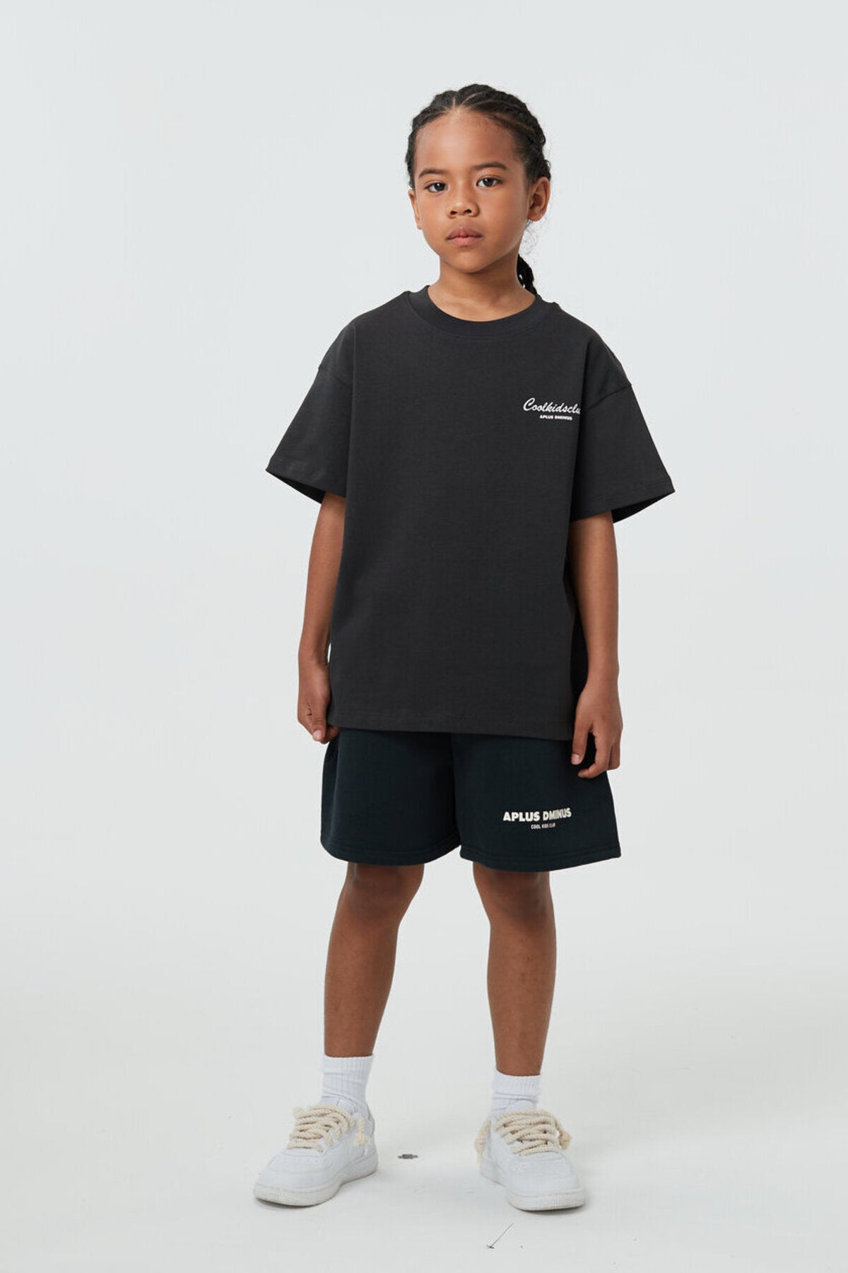 Kids APLUS DMINUS Coolkidsclub Graphic T-Shirt – 100% Cotton Boxy Fit Cursive Print Tee