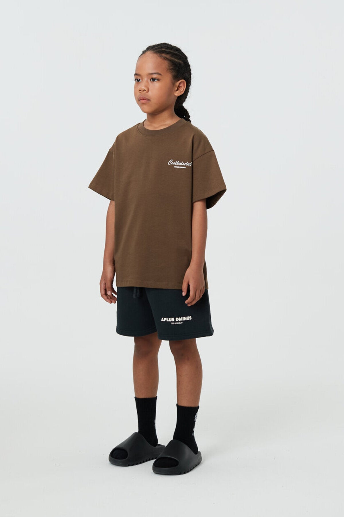 Kids APLUS DMINUS Coolkidsclub Graphic T-Shirt – 100% Cotton Boxy Fit Cursive Print Tee