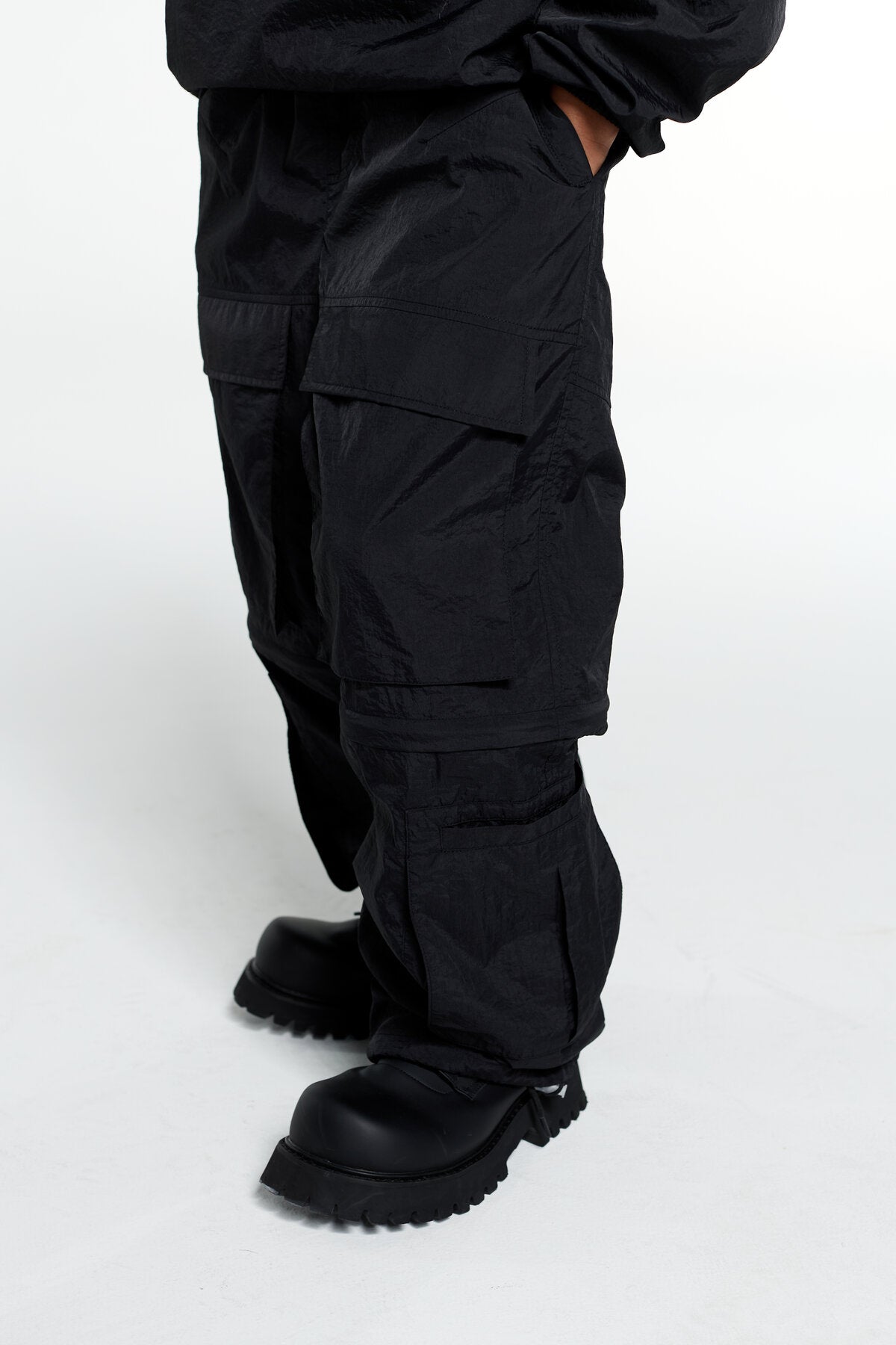 Kids APLUS DMINUS Futurism Detachable Cargo Pants – UPF50+ Quick-Dry Convertible Nylon Trousers