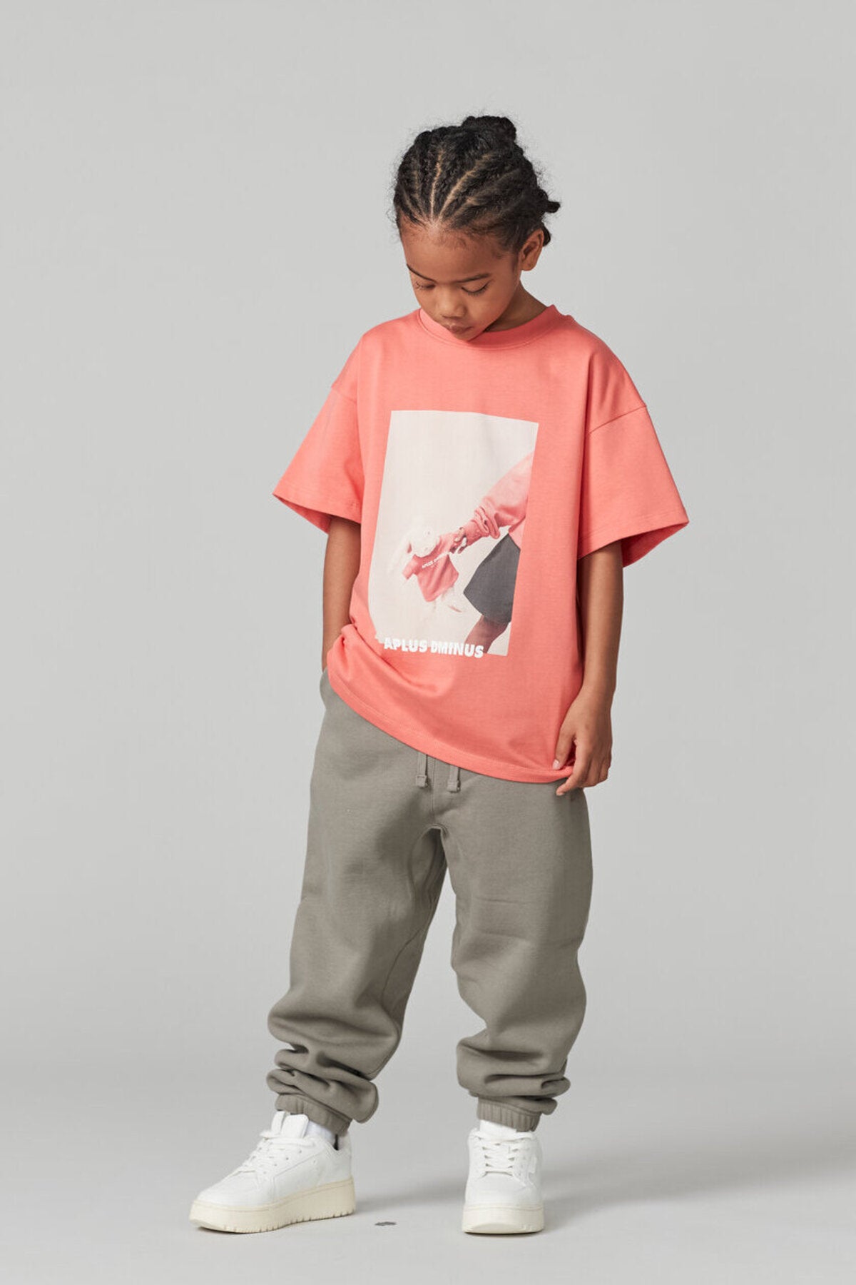 Kids APLUS DMINUS Love Mom Photo Graphic T-Shirt – 100% Cotton Boxy Fit Discharge Print Tee