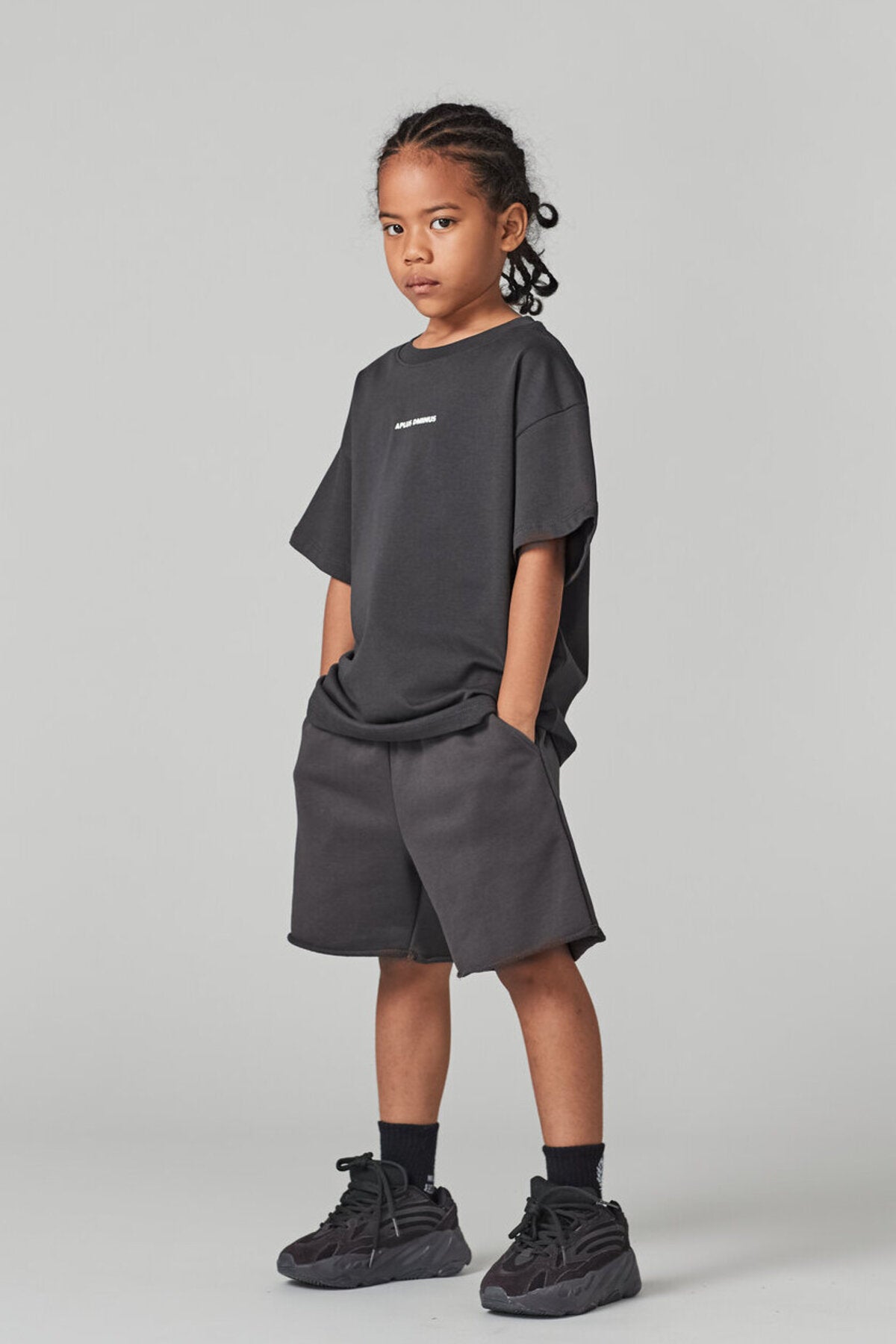Kids APLUS DMINUS Small Logo Boxy T-Shirt – 100% Cotton Relaxed Drop-Shoulder Tee